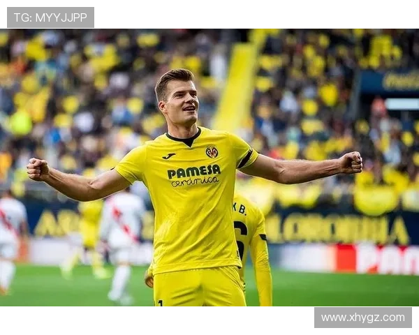 蒙特拉:看居莱尔踢球是一种享受,他对足球充满热情 蒙特拉:看居莱尔踢球是一种享受,他对足球充满热情